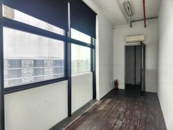 Oxley Bizhub (D14), Factory #486453071